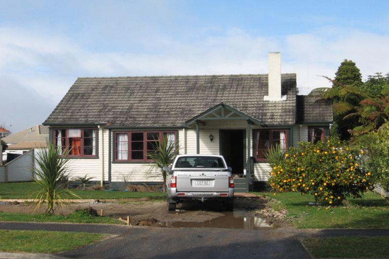 Photo of property in 4 Watts Crescent, Hamilton East, Hamilton, 3216