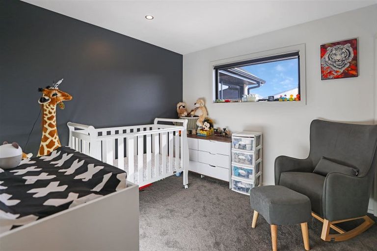 Photo of property in 5 Kelburn Place, Tinwald, Ashburton, 7700