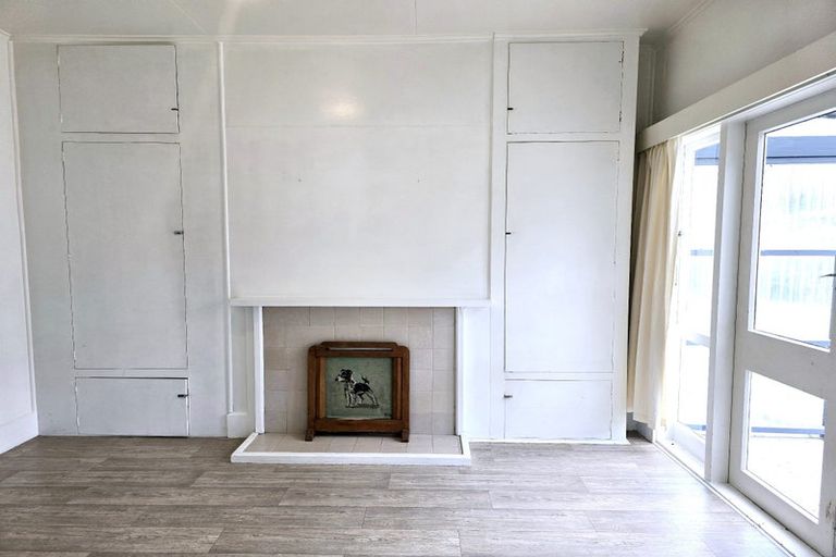 Photo of property in 16 Buller Street, Picton, 7220