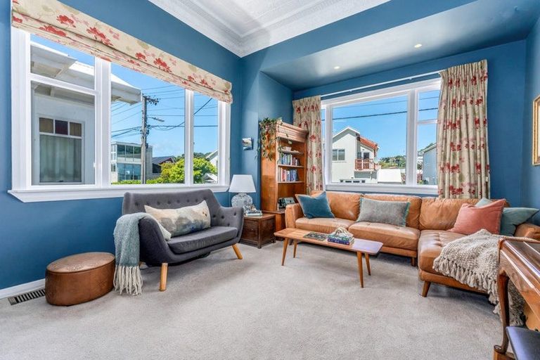 Photo of property in 8 Henry Street, Kilbirnie, Wellington, 6022