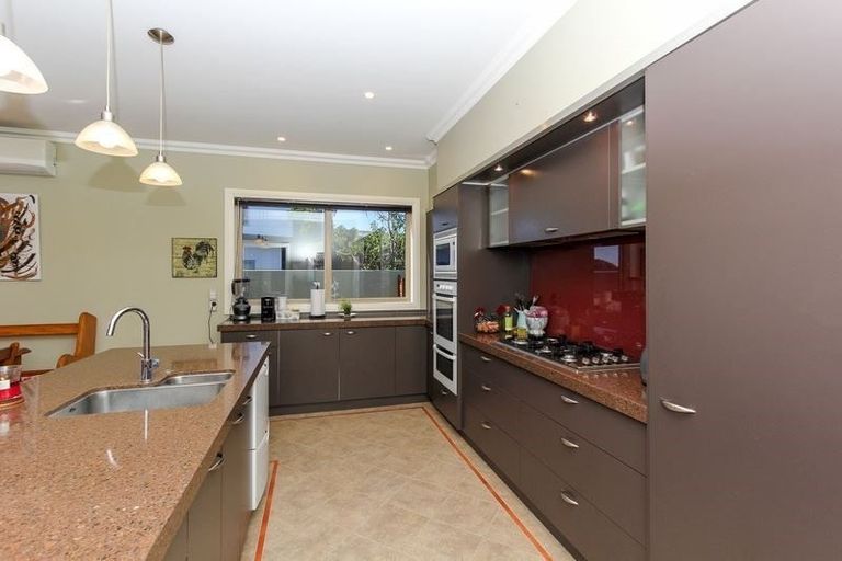 Photo of property in 14 Parkvue Drive, Bell Block, New Plymouth, 4312