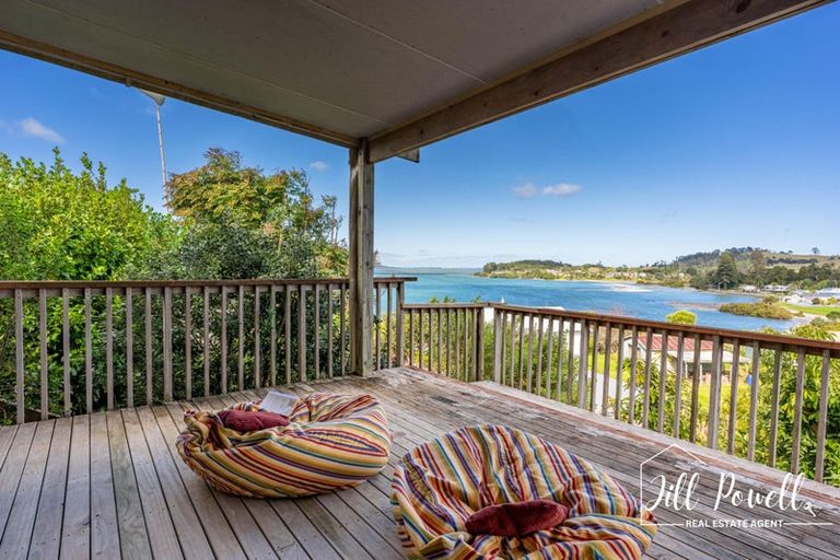 Photo of property in 13 Moana Road, Tinopai, 0593