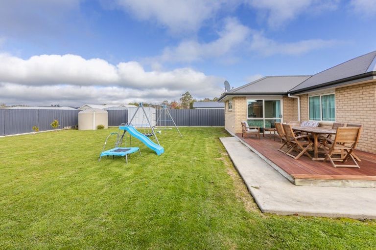 Photo of property in 17 Bell Street, Otane, 4202