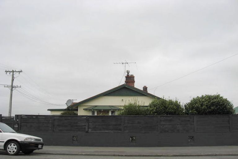 Photo of property in 165 Mcmurdo Street, Tinwald, Ashburton, 7700
