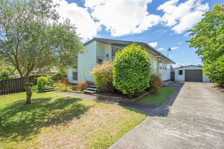 Photo of property in 4 Onyx Place, Pukehangi, Rotorua, 3015