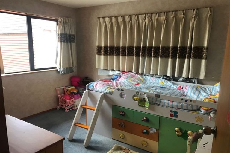 Photo of property in 13 Arkwright Place, Halswell, Christchurch, 8025