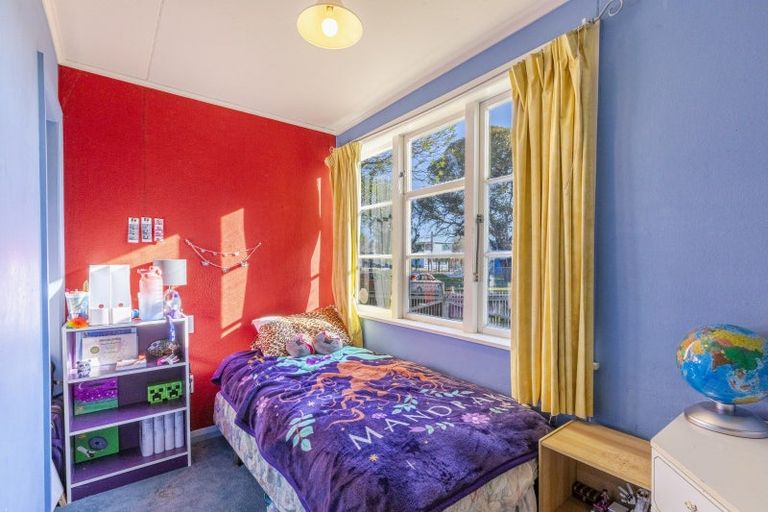 Photo of property in 24 Barker Road, Marewa, Napier, 4110