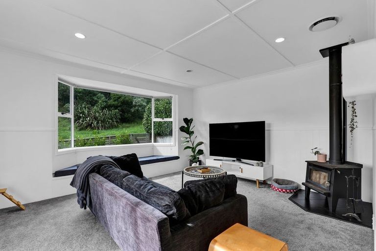 Photo of property in 46 Oranga Street, Marfell, New Plymouth, 4310