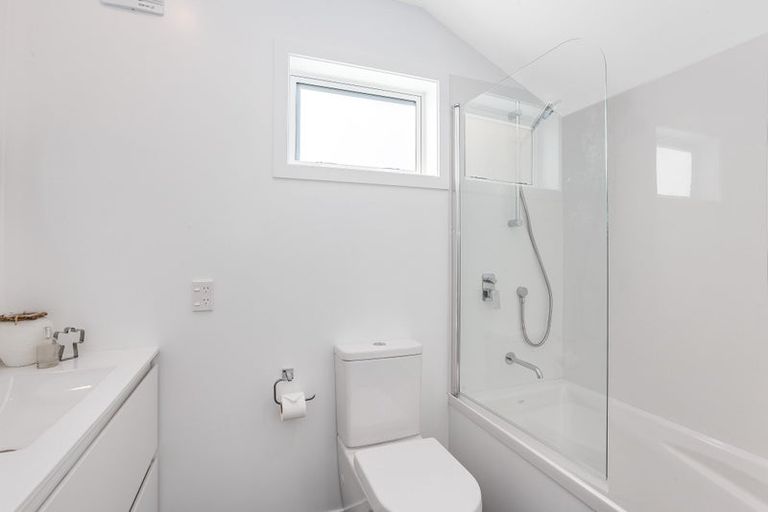 Photo of property in 66a Donald Street, Karori, Wellington, 6012