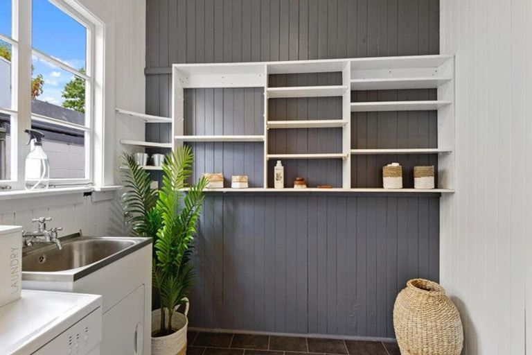 Photo of property in 65 Leinster Road, Merivale, Christchurch, 8014