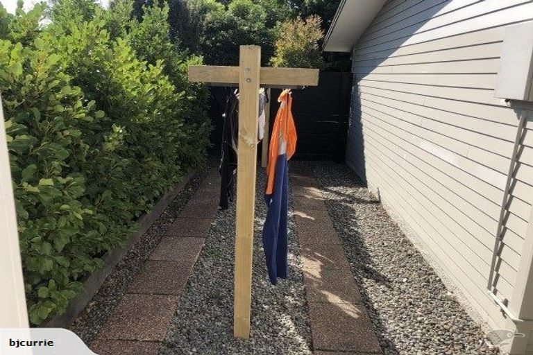 Photo of property in 3 Woodstock Place, Hokowhitu, Palmerston North, 4410