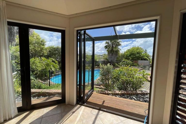 Photo of property in 7 Aotearoa Terrace, Murrays Bay, Auckland, 0630