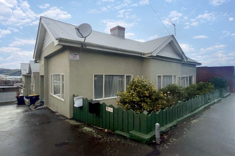 Photo of property in 19 Queen Street, North Dunedin, Dunedin, 9016