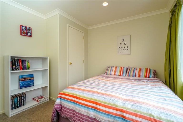 Photo of property in 61c Stanley Road, Stanley Point, Auckland, 0624