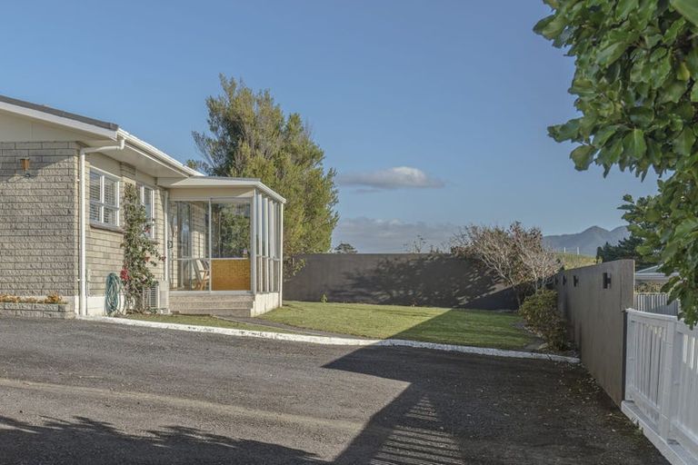 Photo of property in 27a Norwich Avenue, Spotswood, New Plymouth, 4310