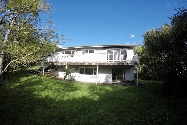 Photo of property in 20 Nutsey Avenue, Northcote, Auckland, 0627