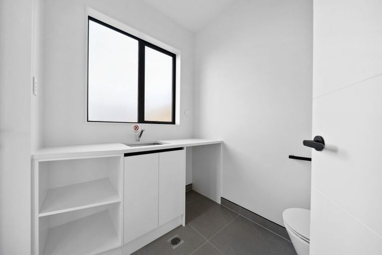 Photo of property in 7/17 Sunnyfield Crescent, Glenfield, Auckland, 0629