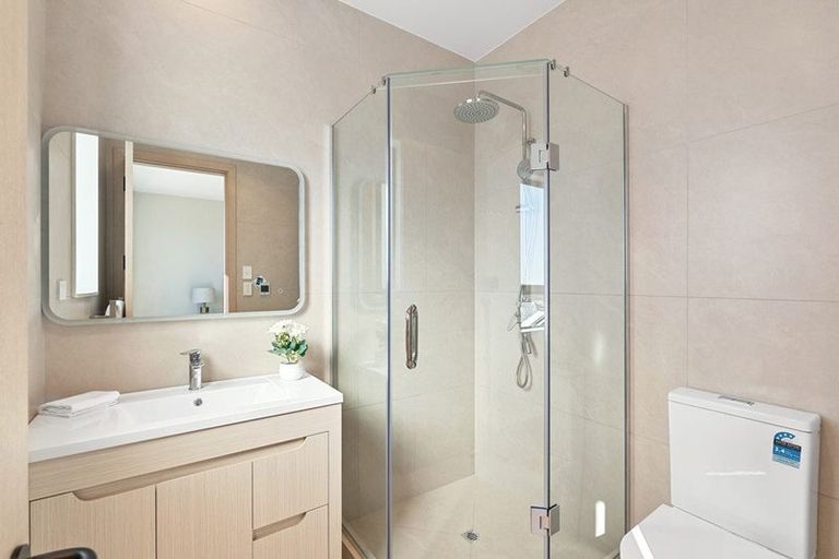 Photo of property in 14 Glann Lane, Flat Bush, 2019