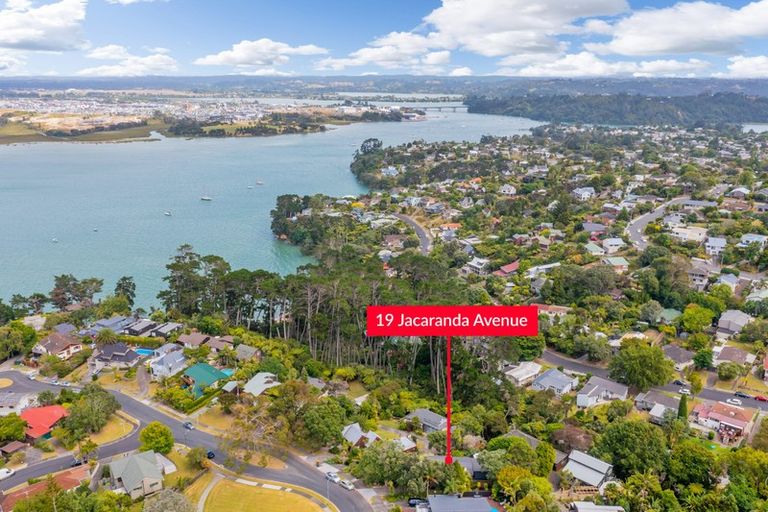 Photo of property in 19 Jacaranda Avenue, Beach Haven, Auckland, 0626