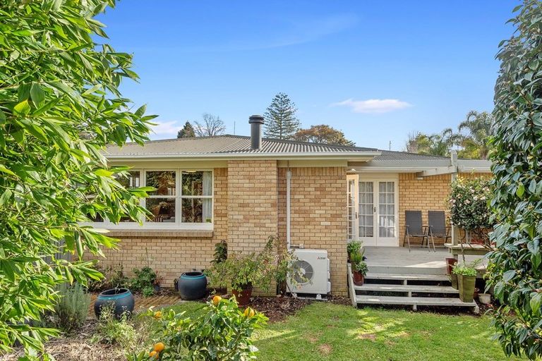 Photo of property in 79 Aurora Terrace, Hillcrest, Hamilton, 3216