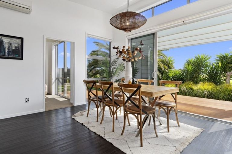 Photo of property in 432 Papamoa Beach Road, Papamoa Beach, Papamoa, 3118