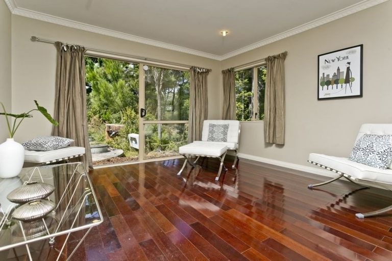 Photo of property in 15 Hobson Heights Road, Lucas Heights, Auckland, 0632