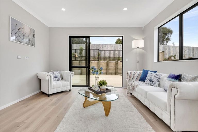 Photo of property in 5 Elevation Street, Flat Bush, Auckland, 2019