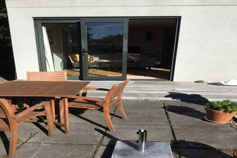 Photo of property in 1/5 Sinclair Street, Devonport, Auckland, 0624