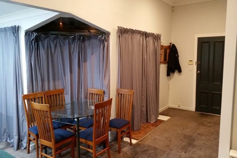 Photo of property in 19 Cruickshank Street, Kilbirnie, Wellington, 6022