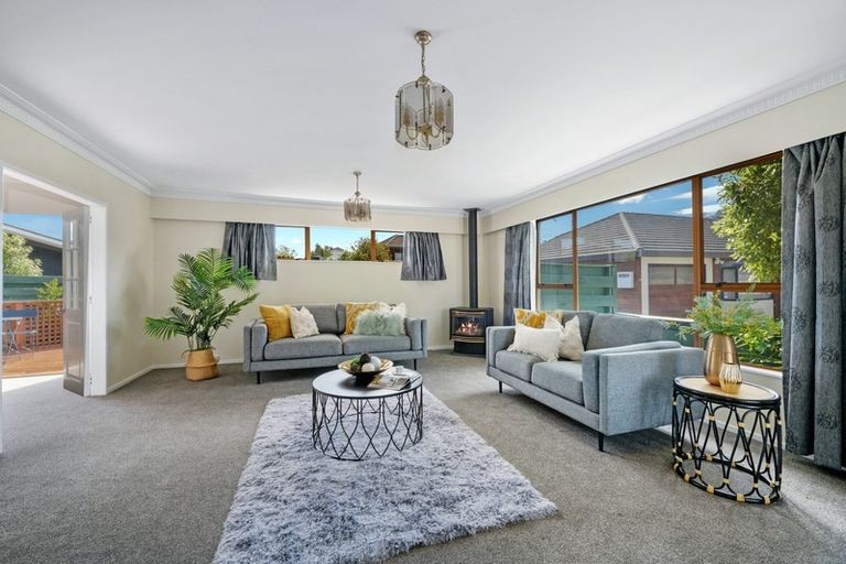 Photo of property in 18 De Menech Grove, Avalon, Lower Hutt, 5011