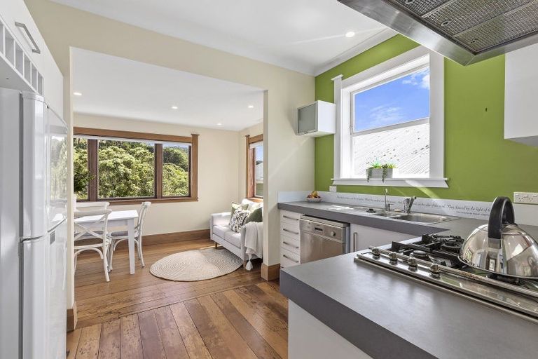 Photo of property in 42a Rhine Street, Island Bay, Wellington, 6023