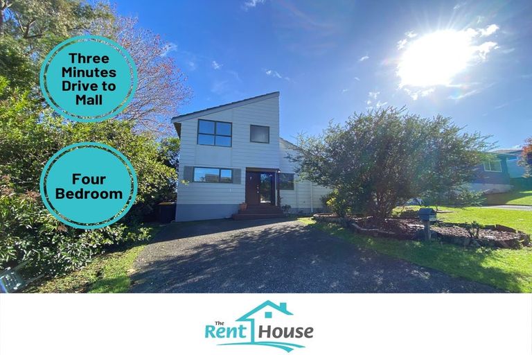 Photo of property in 1/19 Tree View Avenue, Glenfield, Auckland, 0629