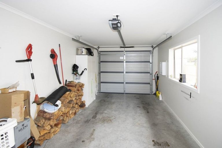 Photo of property in 3a Madison Street, Carterton, 5713