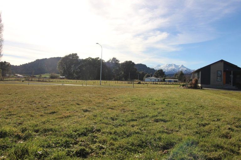 Photo of property in 9 Awatea Place, Ohakune, 4625