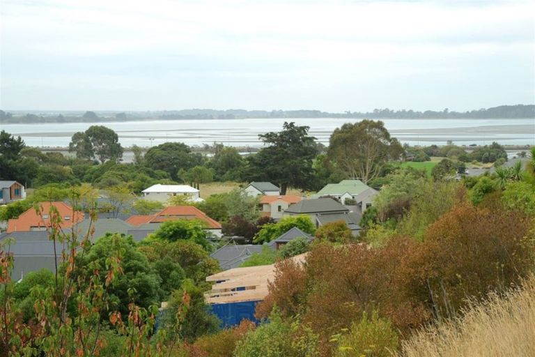 Photo of property in 20 Glenstrae Road, Redcliffs, Christchurch, 8081