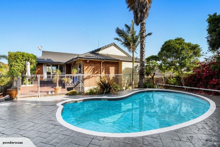 Photo of property in 6 Alicia Road, Somerville, Auckland, 2014