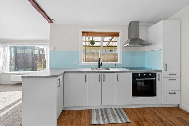 Photo of property in 10/93 Racecourse Road, Sockburn, Christchurch, 8042