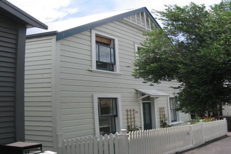 Photo of property in 62 Austin Street, Mount Victoria, Wellington, 6011