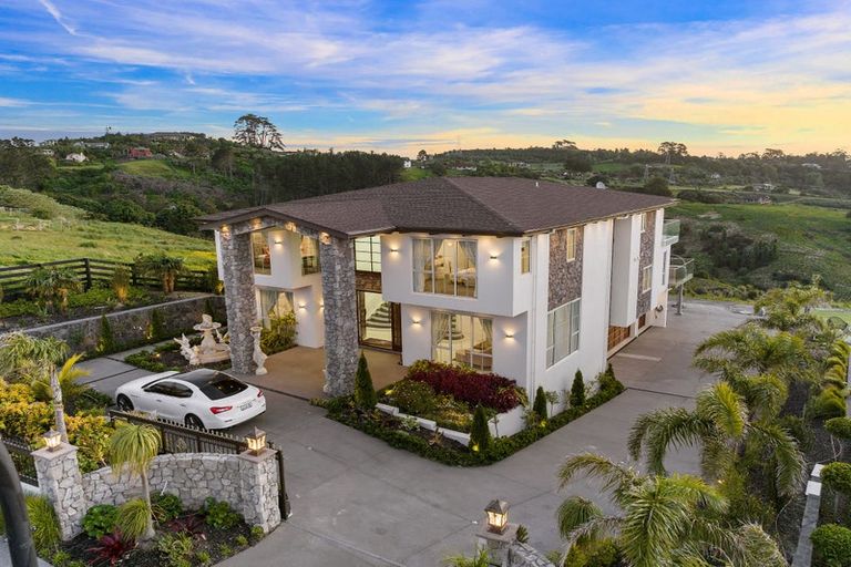 Photo of property in 34 Michael Bosher Way, Flat Bush, Auckland, 2019