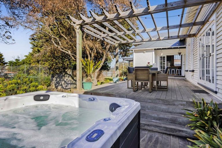 Photo of property in 33 Dives Avenue, Hawera, 4610