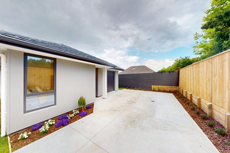 Photo of property in 51a Selwyn Crescent, College Estate, Wanganui, 4500