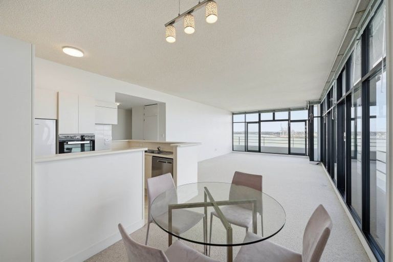 Photo of property in 58/45 Stanley Road, Stanley Point, Auckland, 0624