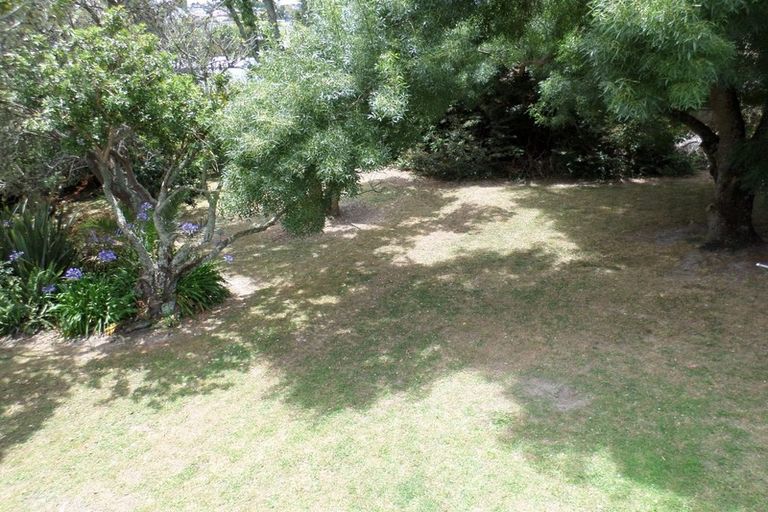 Photo of property in 40 Arlette Place, Massey, Auckland, 0614