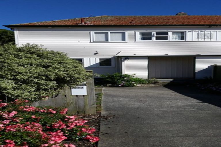Photo of property in 877 High Street, Avalon, Lower Hutt, 5011