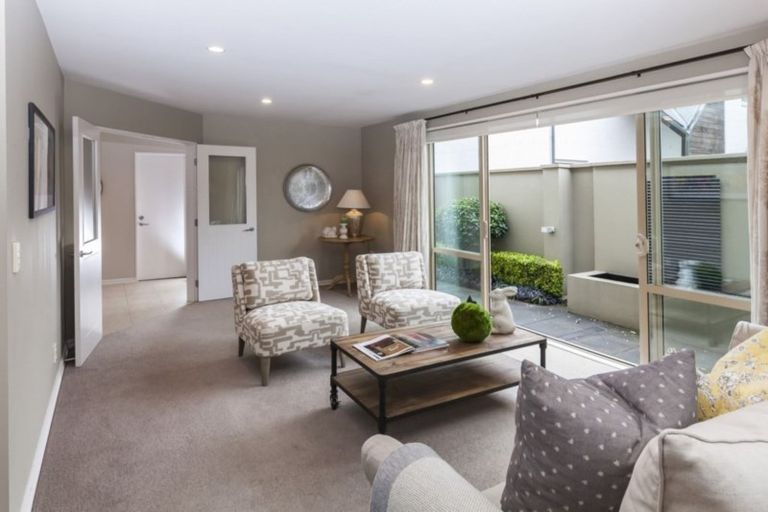 Photo of property in 28 Clissold Street, Merivale, Christchurch, 8014