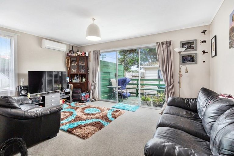 Photo of property in 26 Tuki Street, Titahi Bay, Porirua, 5022