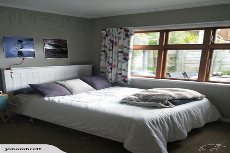 Photo of property in 129 Cockayne Road, Khandallah, Wellington, 6035