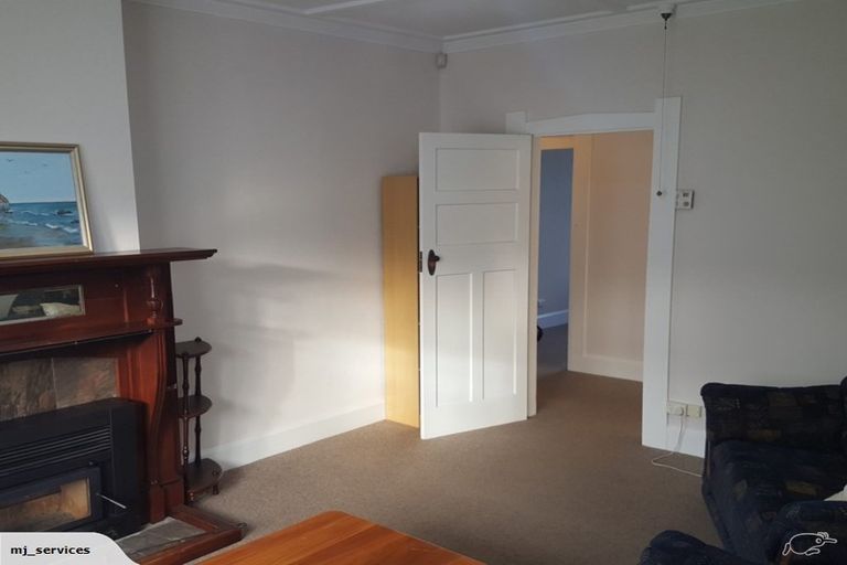 Photo of property in 75 Gonville Avenue, Gonville, Whanganui, 4501