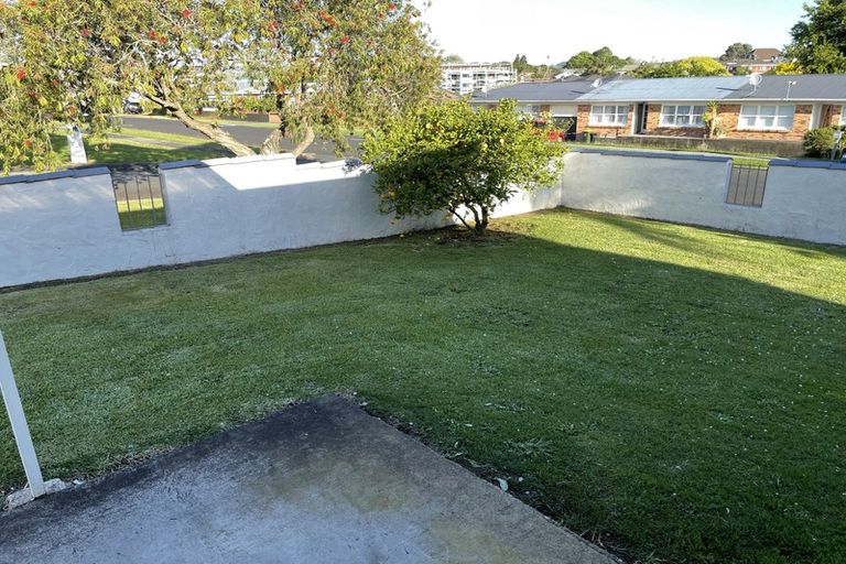 Photo of property in 25 Green Street, Papakura, 2110
