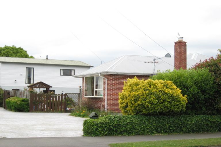 Photo of property in 6 Greendale Avenue, Avonhead, Christchurch, 8042